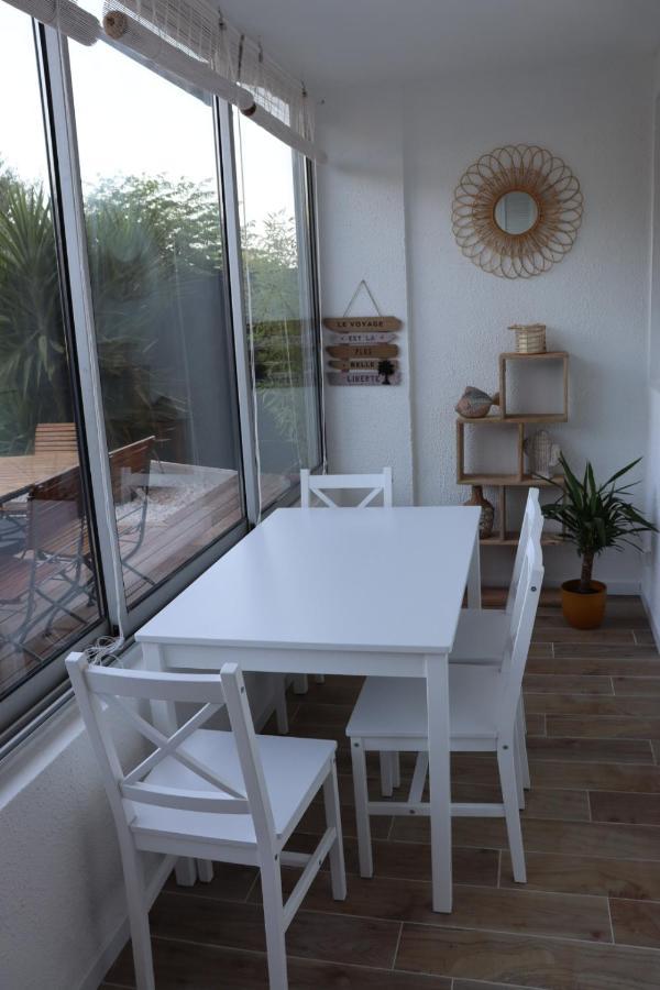 Appartamento Le Petit Sud Carqueiranne Esterno foto