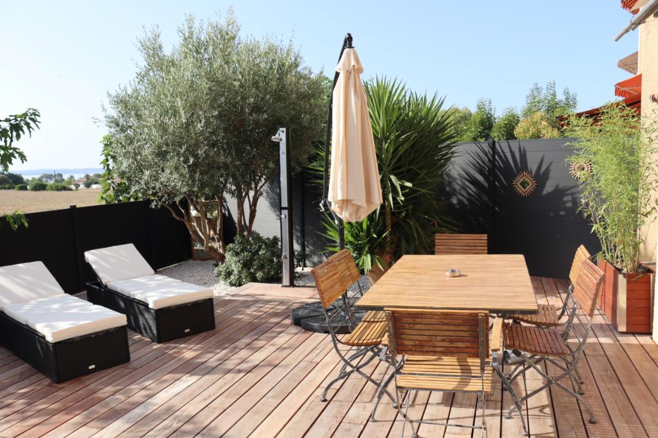 Appartamento Le Petit Sud Carqueiranne Esterno foto